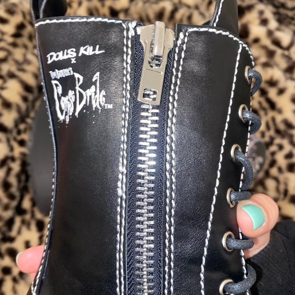 Dolls Kill X Corpse Bride Combat Boots Sz 7 - Picture 3 of 8